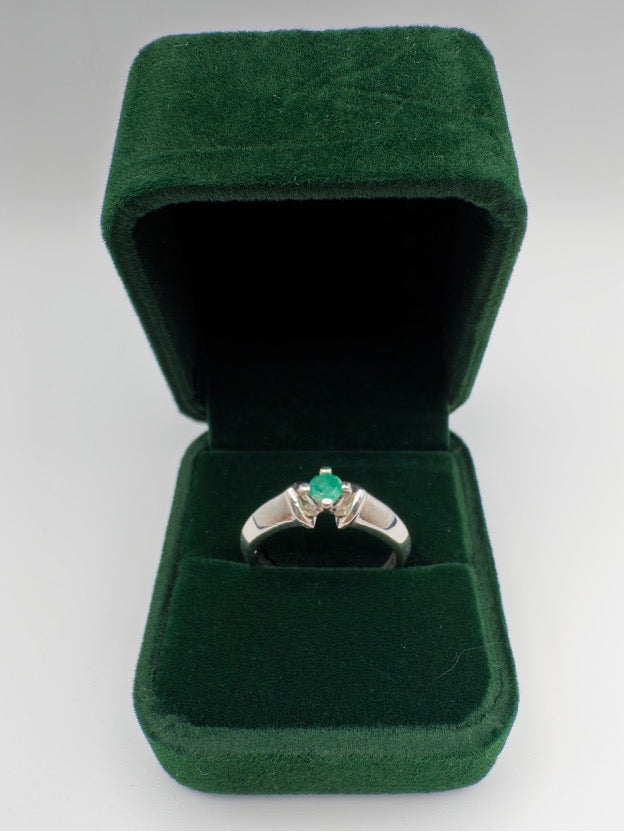 0,25 ct Natural Emerald Ring