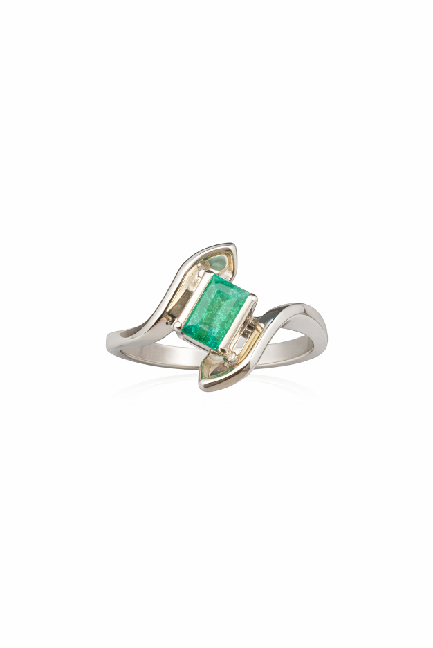 0,58 ct Emerald Ring