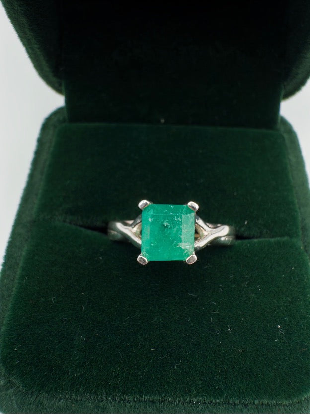 1,31 Certified Natural Colombian Emerald
